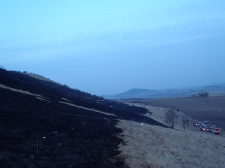 Požár trávy u obce Jablonec (4)